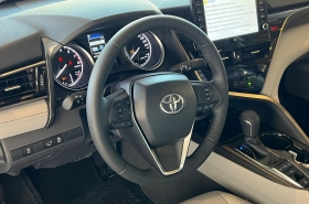Toyota - Camry SE